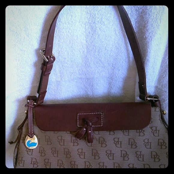 D and B purse